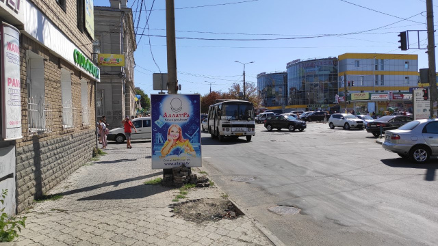 Сітілайт 1.2x1.8,  Свободи вул. / Праці пр. (навпроти житлового будинку N61/16)