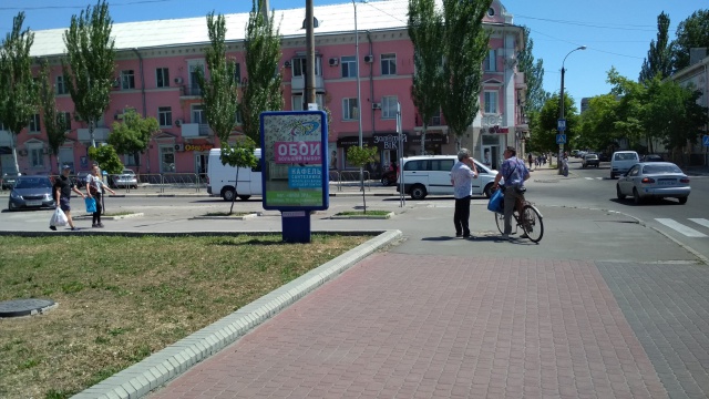Сітілайт 1.2x1.8,  Азовський пр. / Італійська вул. (біля ГДК)