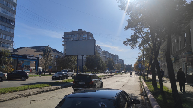 Щит 6x3,  Центральна вул. / Перемоги вул.