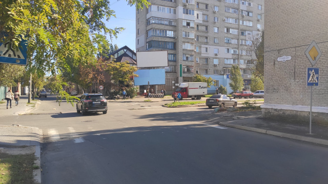 Щит 6x3,  Італійська вул. / Центральна вул. гора