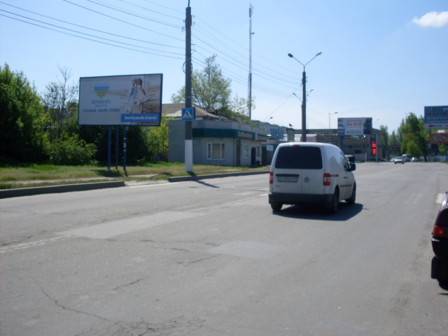 Щит 6x3,  В.Інтернаціоналістів вул. / Леніна вул.
